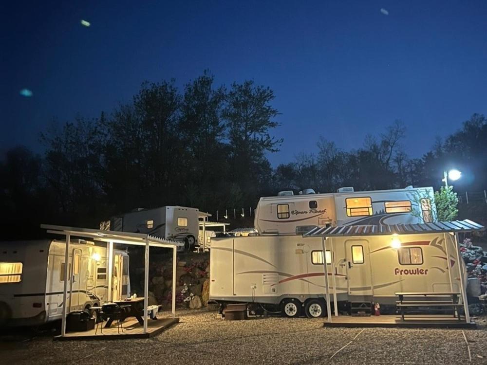 Sokcho New York Caravan Hotel Exterior photo